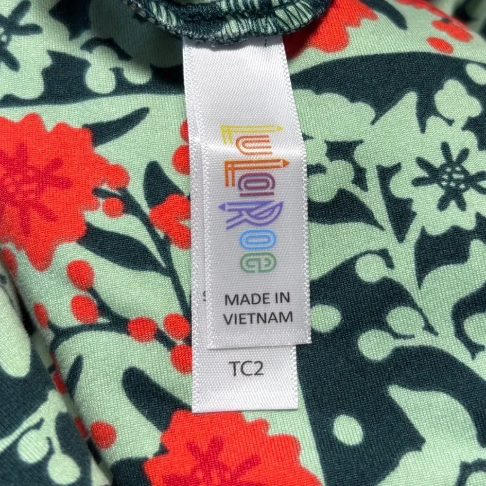 LuLaRoe Womens Leggings Size TC2 Red Floral Holiday‎ Christmas 2025 Plus 18+ NWT